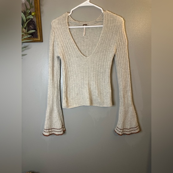 Free People Yak Wool Blend Ribbed Bell Sleeve Sweater XS Boho Balletcore Fitted - Picture 3 of 7